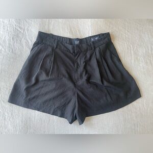 GAP high rise pleated linen shorts